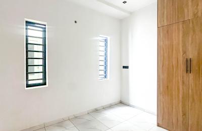 4 bedroom semi detached duplex with BQ
