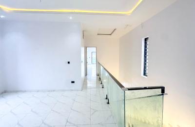 5 bedroom fully detached duplex