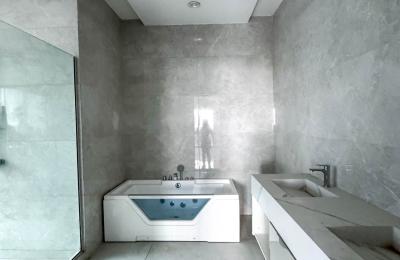5 Bedroom Penthouse Apartment