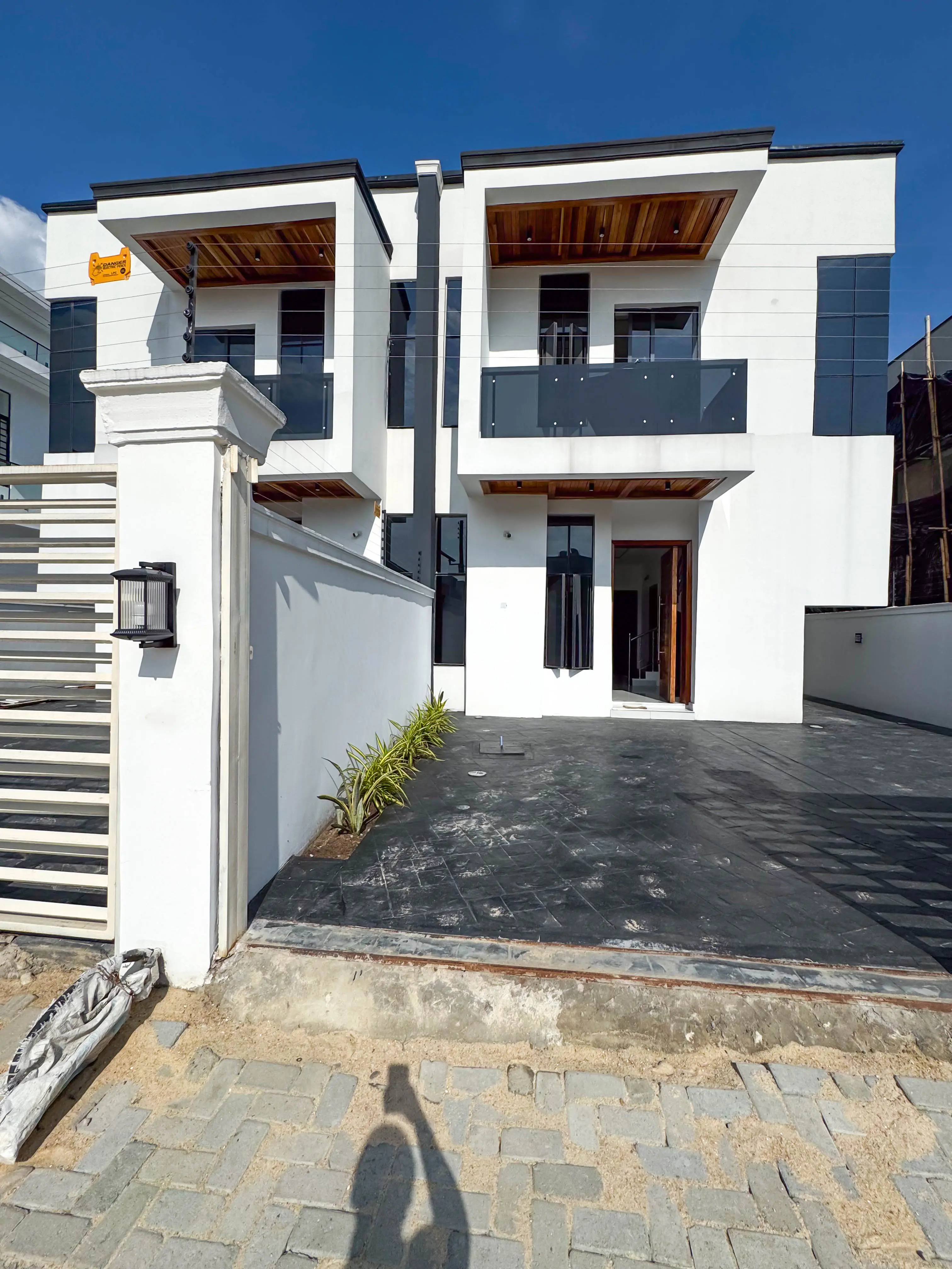 4 bedroom semi detached duplex