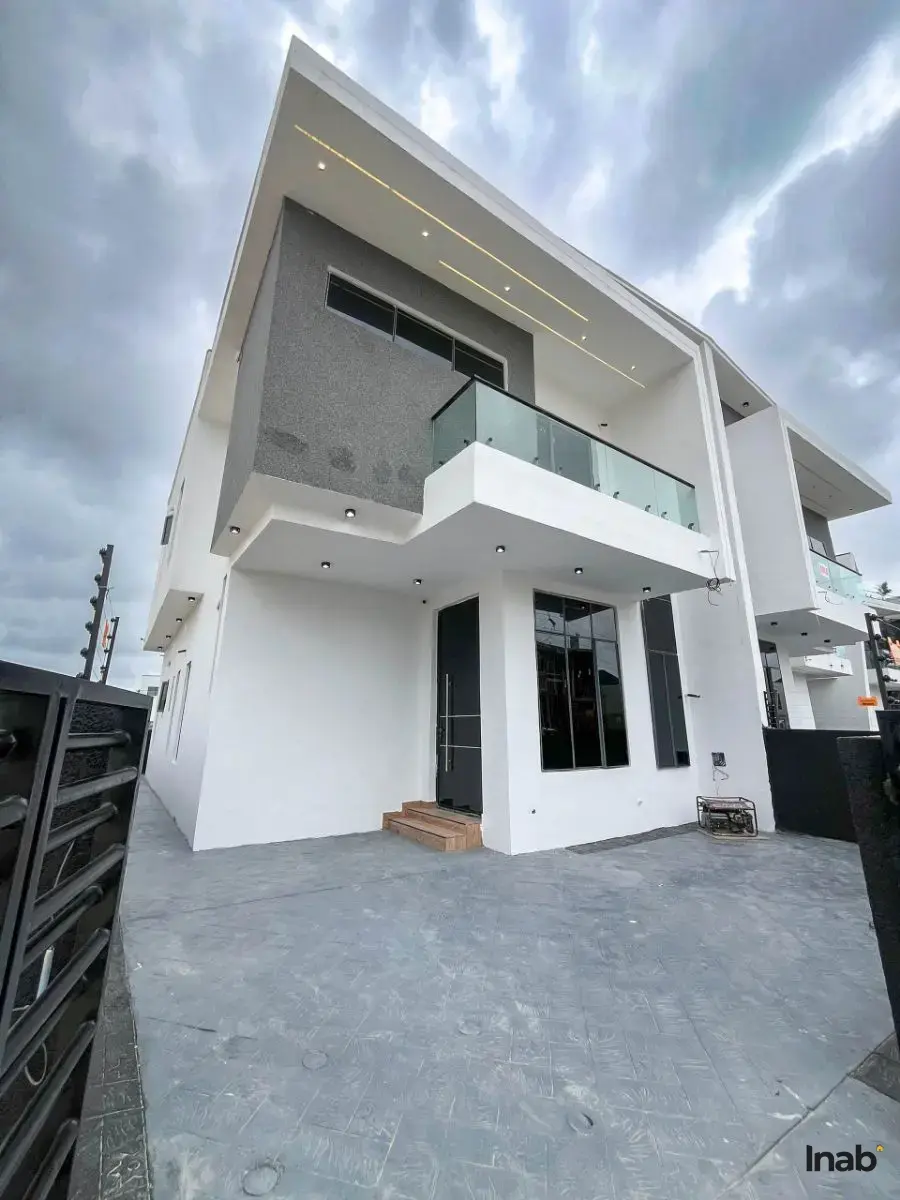 4 bedroom semi detached duplex