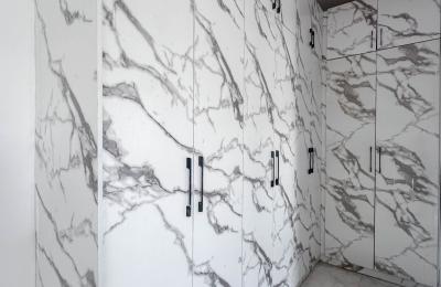 Contemporary 5 bedroom fully detached