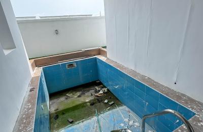 5 bedroom fully detached duplex with swimming pool