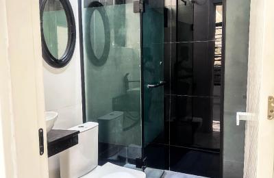 5 bedroom fully detached duplex
