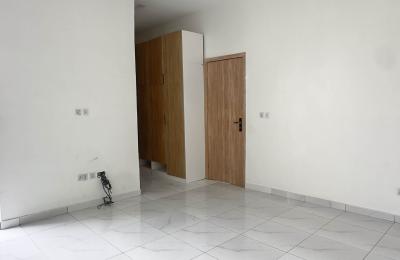 4 bedroom fully detached duplex
