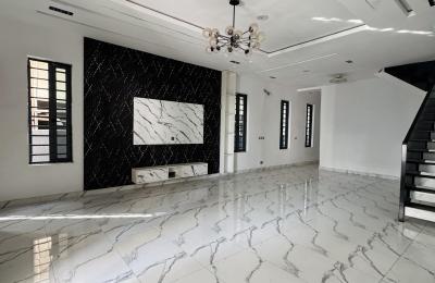Luxury 5 Bedroom Fully Detached Duplex with Swimming Pool