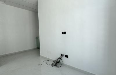 Contemporary 4 Bedroom Semi-Detached Duplex