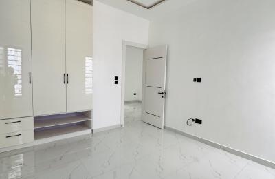4 Bedroom Semi-Detached Duplex