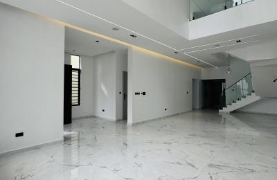 Contemporary 6 Bedroom Fully Detached Duplex with Swimming pool