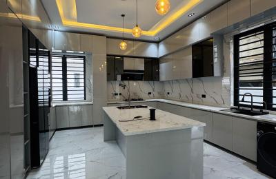 Contemporary 6 Bedroom Fully Detached Duplex with Swimming pool