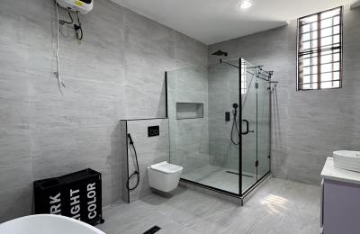 Luxury 5 Bedroom Fully Detached Duplex with Swimming Pool