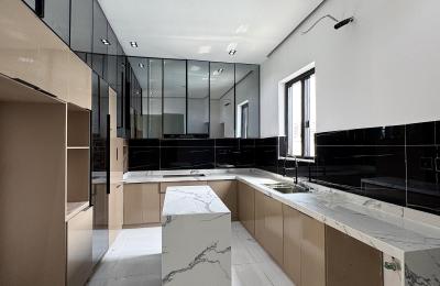 Premium 5 Bedroom Fully Detached Duplex with Swimming Pool