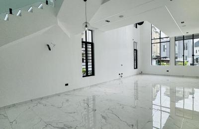 Contemporary 6 Bedroom Fully Detached Duplex with Swimming pool