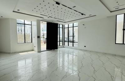 5 Bedroom Fully Detached Duplex with Swimming pool