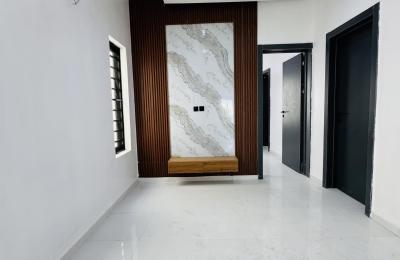 5 Bedroom Fully Detached Duplex with Swimming pool