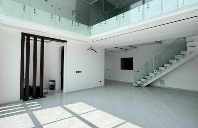 Luxury 5 Bedroom Fully Detached Duplex