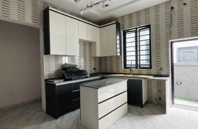 Luxury 5 Bedroom Fully Detached Duplex with Swimming Pool