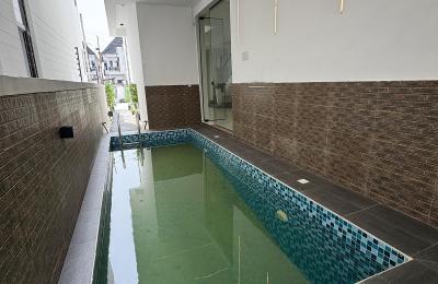 Luxury 5 Bedroom Fully Detached Duplex with Swimming Pool