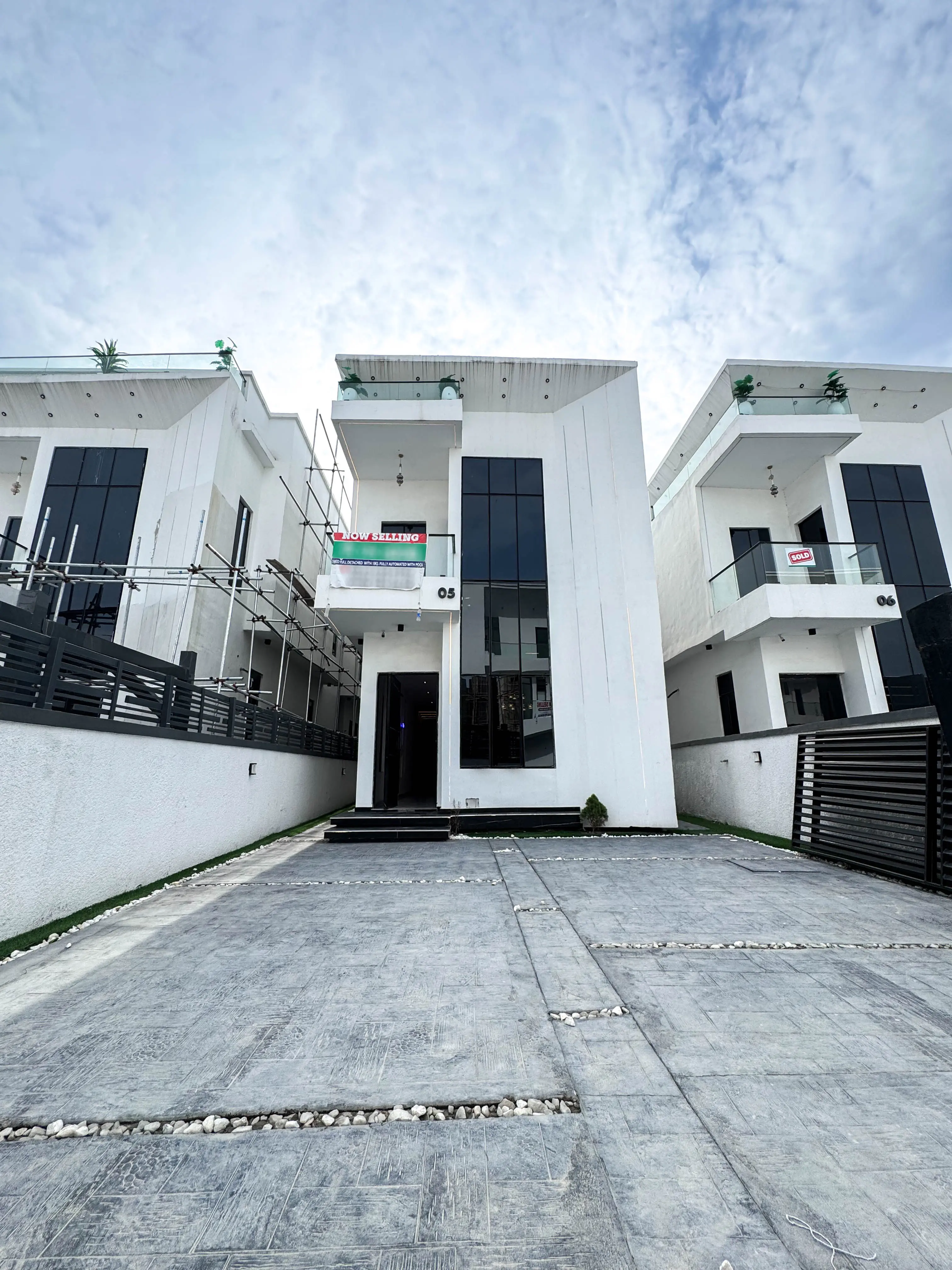 5 Bedroom Fully Detached Duplex with BQ