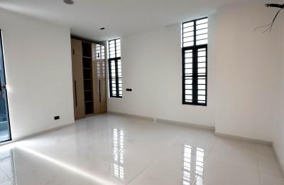 5 Bedroom Fully Detached Duplex with BQ
