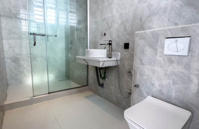 5 Bedroom Fully Detached Duplex with BQ