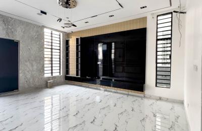 5 Bedroom Fully Detached Duplex with BQ