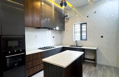 4 Bedroom Terrace Duplex