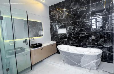 Contemporary 5 Bedroom Fully Detached Duplex