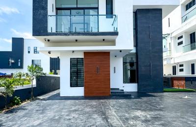 Luxury 5 Bedroom Fully Detached Duplex with BQ
