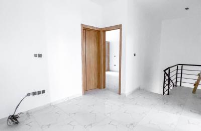 4 Bedroom Terraced Duplex