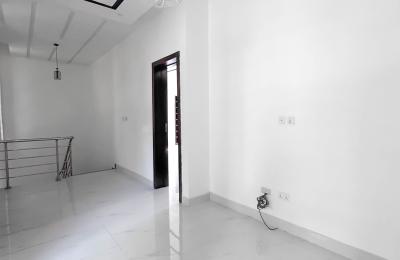 Contemporary 4 Bedroom Fully Detached Duplex