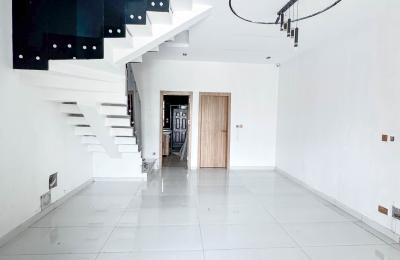 4 Bedroom Terrace Duplex