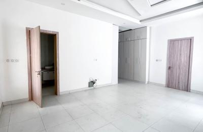 4 Bedroom Fully Detached Duplex with BQ