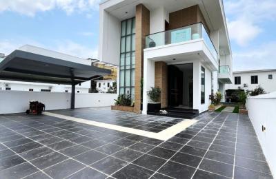 5 Bedroom Fully Detached Duplex