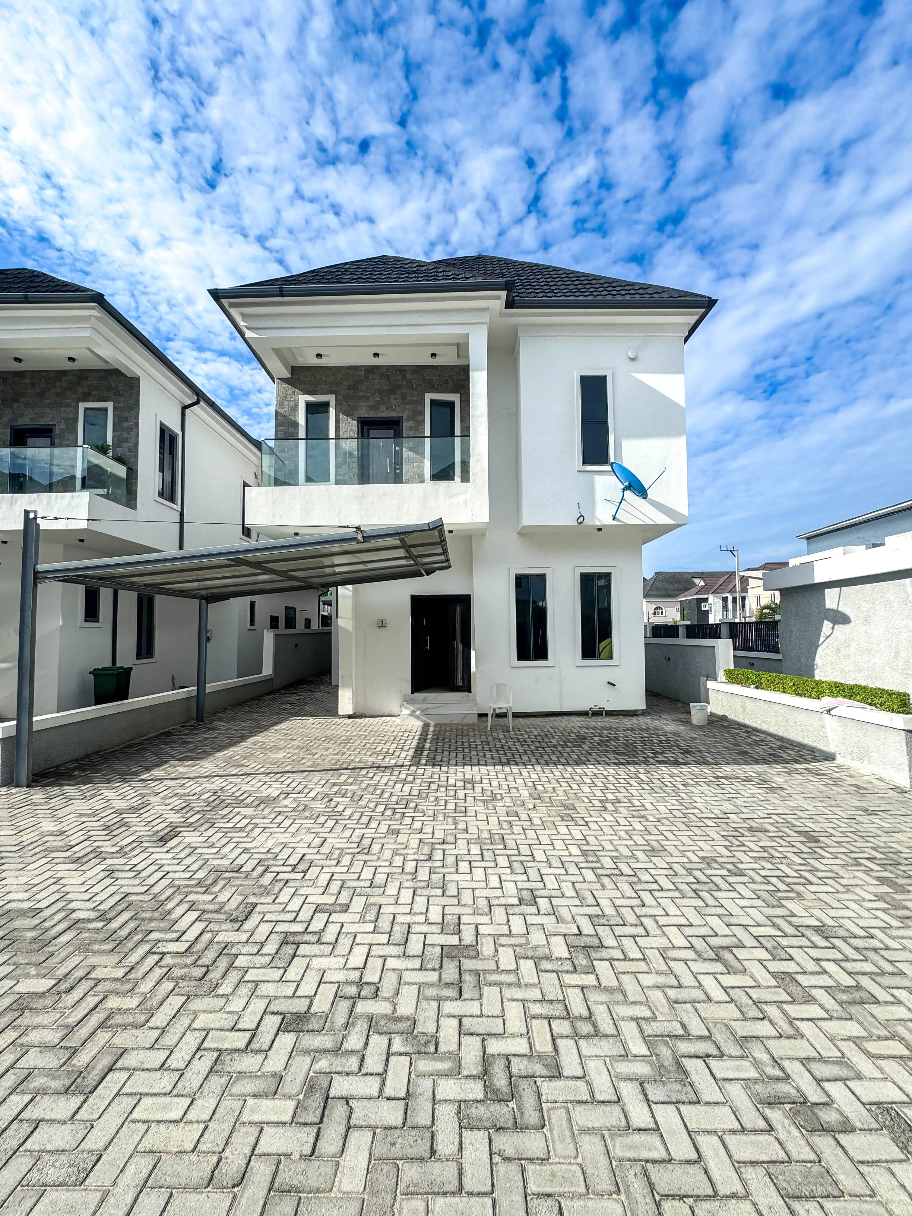 Luxury 4 Bedroom Fully Detached Duplex with BQ