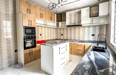 Modern 4 Bedroom Semi-Detached Duplex
