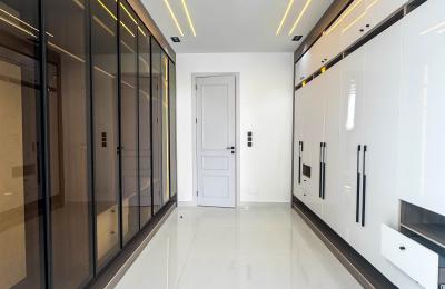 Contemporary 5 Bedroom Fully Detached Duplex with BQ