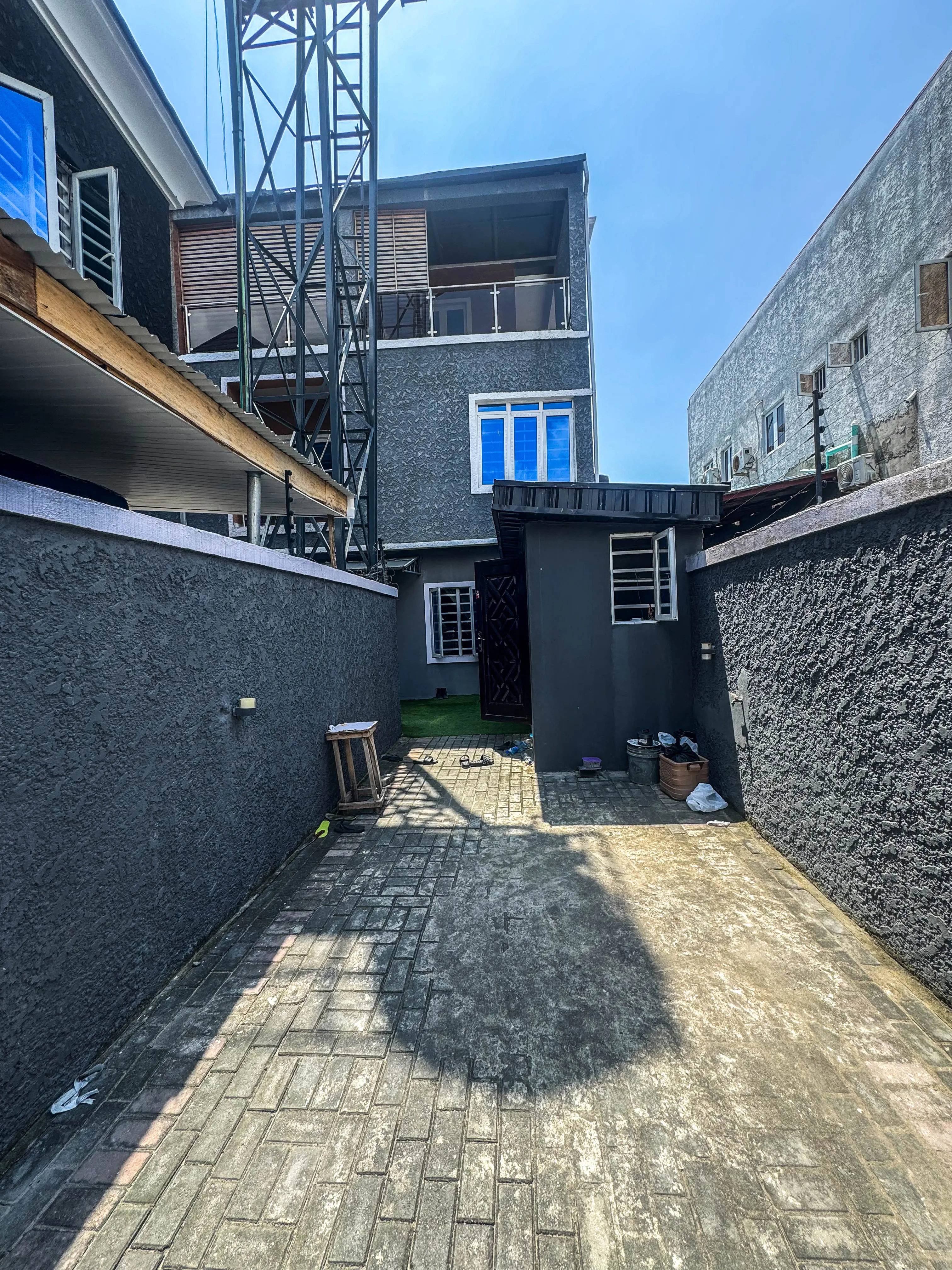 5 Bedroom Detached Duplex