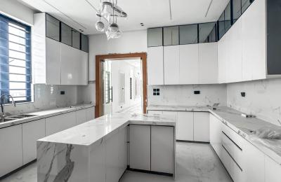 Contemporary 5 Bedroom Fully Detached Duplex with BQ