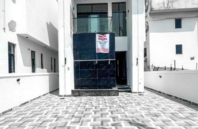 Contemporary 5 Bedroom Fully Detached Duplex with BQ