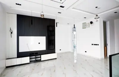 6 Bedroom Fully Detached Duplex