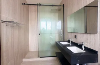 4 Bedroom Fully Detached Duplex