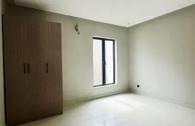 4 Bedroom Fully Detached Duplex