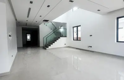 4 Bedroom Fully Detached Duplex